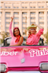 Călătorește ca Barbie cu Uber Pink!